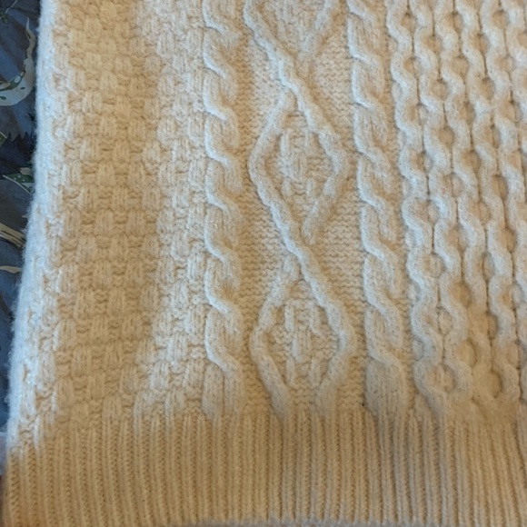 Irish Wool Fisherman’s Sweater - Picture 3 of 7